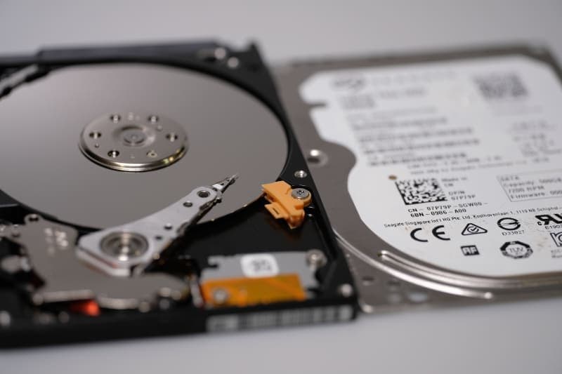 Seagate ST500LM021 po pádu: uváznuté hlavy, 100 % zachráněných dat